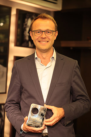 Geert Standaert with award